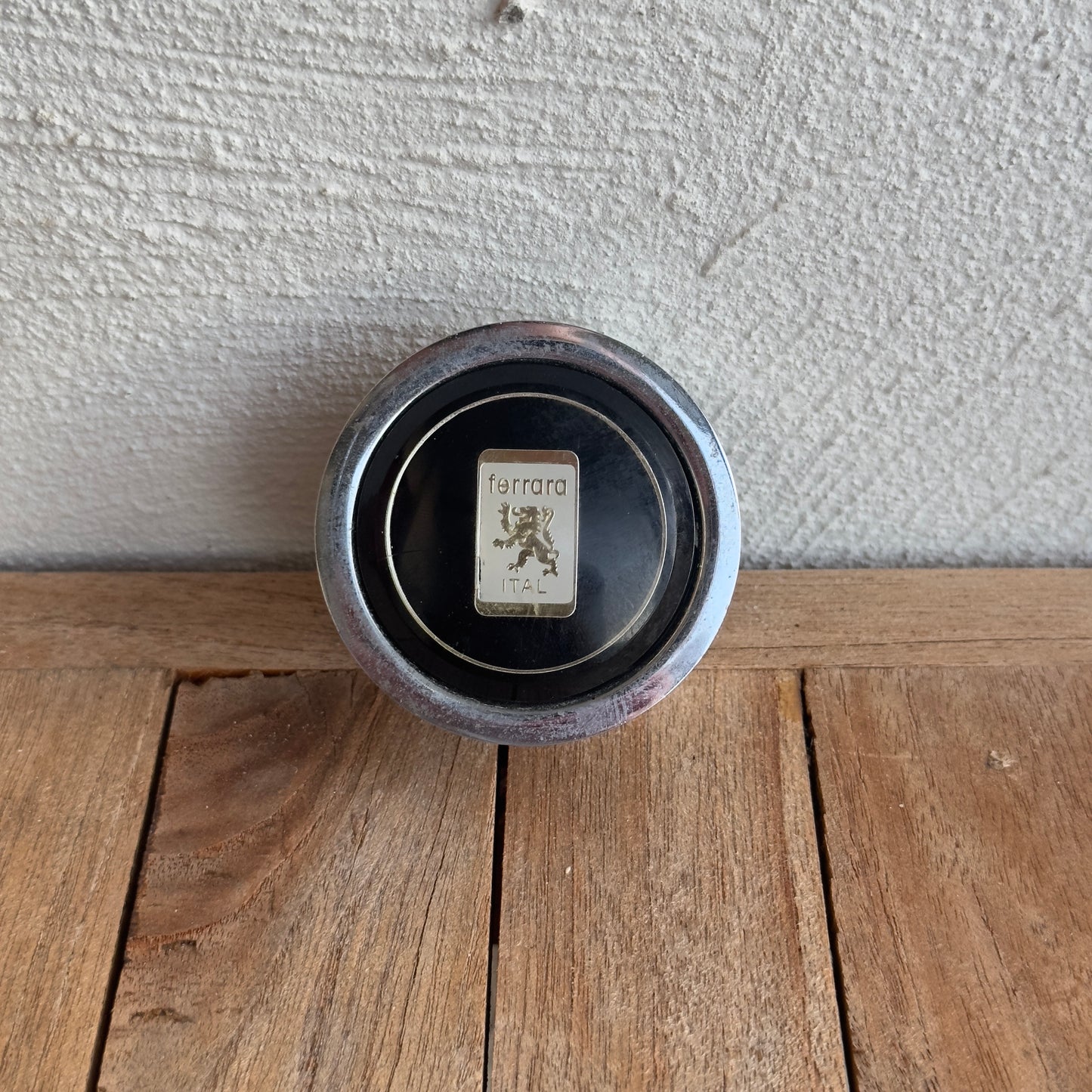 Horn Buttons